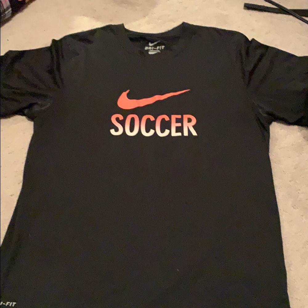 Nike soccer tee